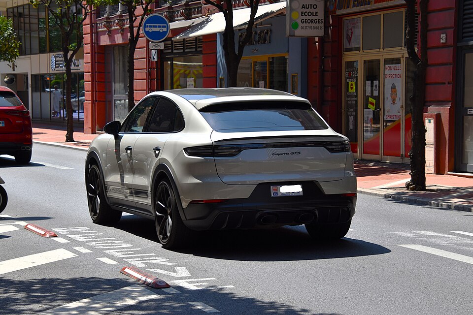 Porsche Cayenne GTS